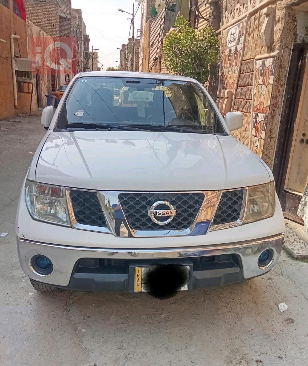 نيسان نافارا